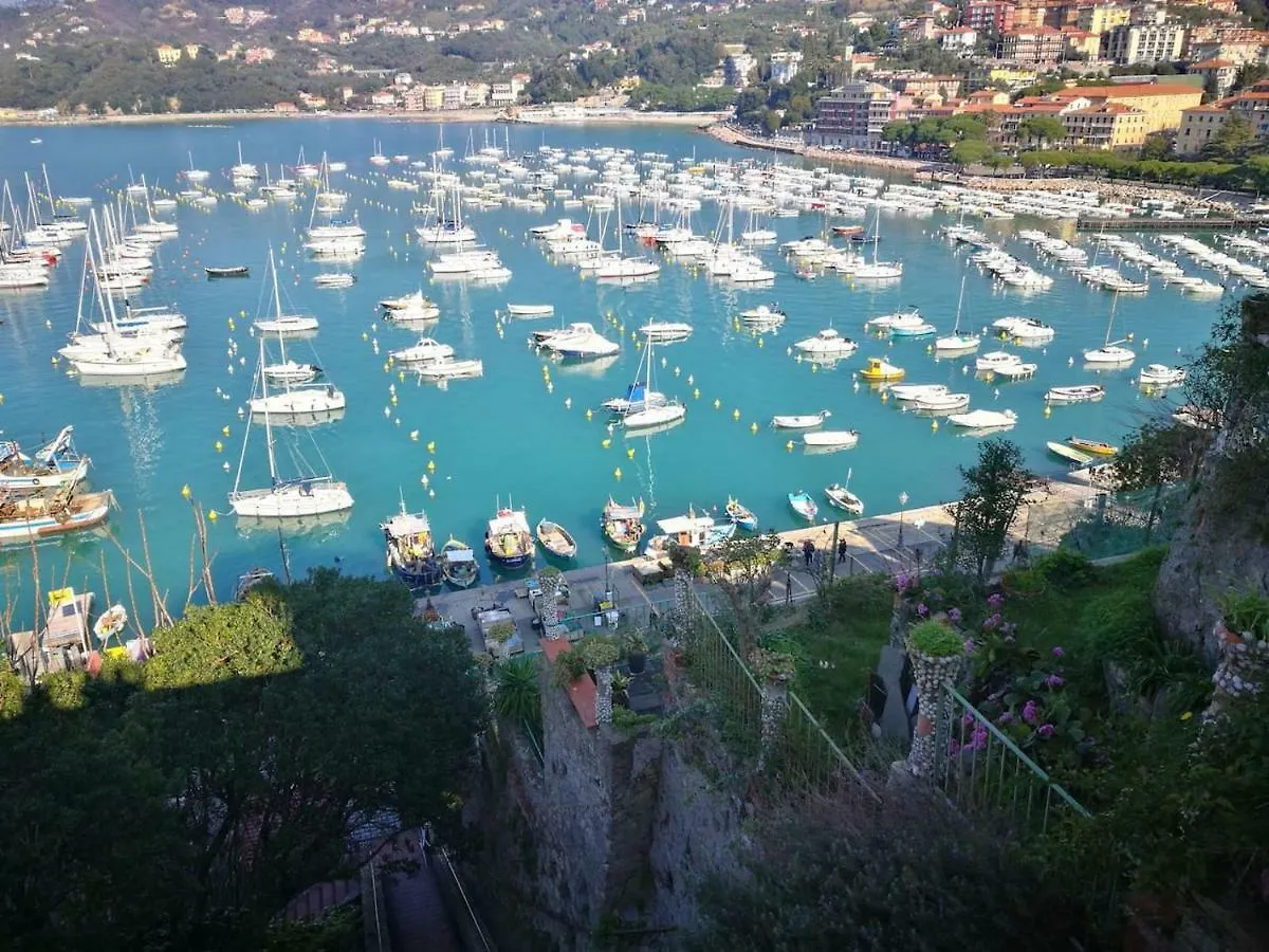 Vista Su Lerici Apartment 0*,